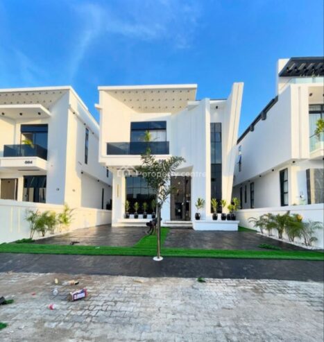 5 Bedrooms Detached Duplex at Chevron Lekki, Lagos